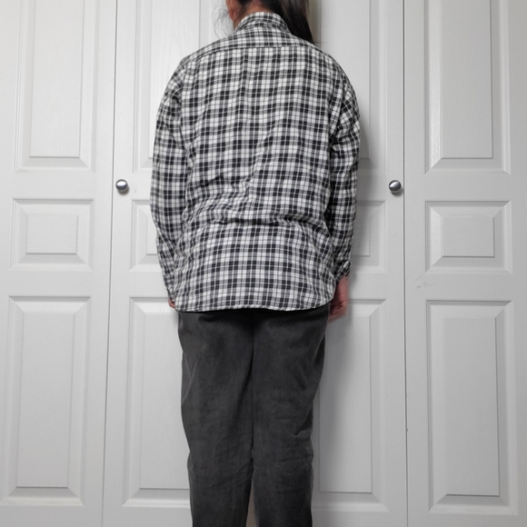 Oversized Black and White Flannel - Picture 5 of 6